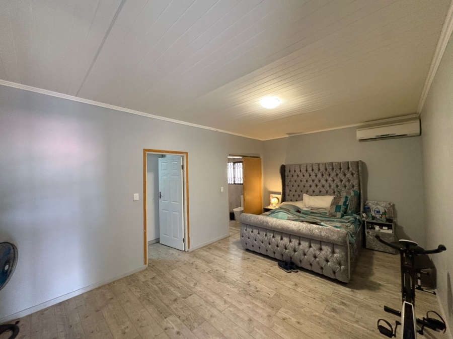 4 Bedroom Property for Sale in Waterval East North West